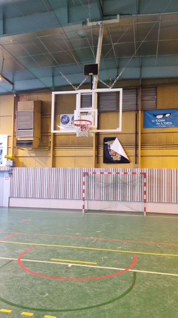 installation panier basket charpente collége